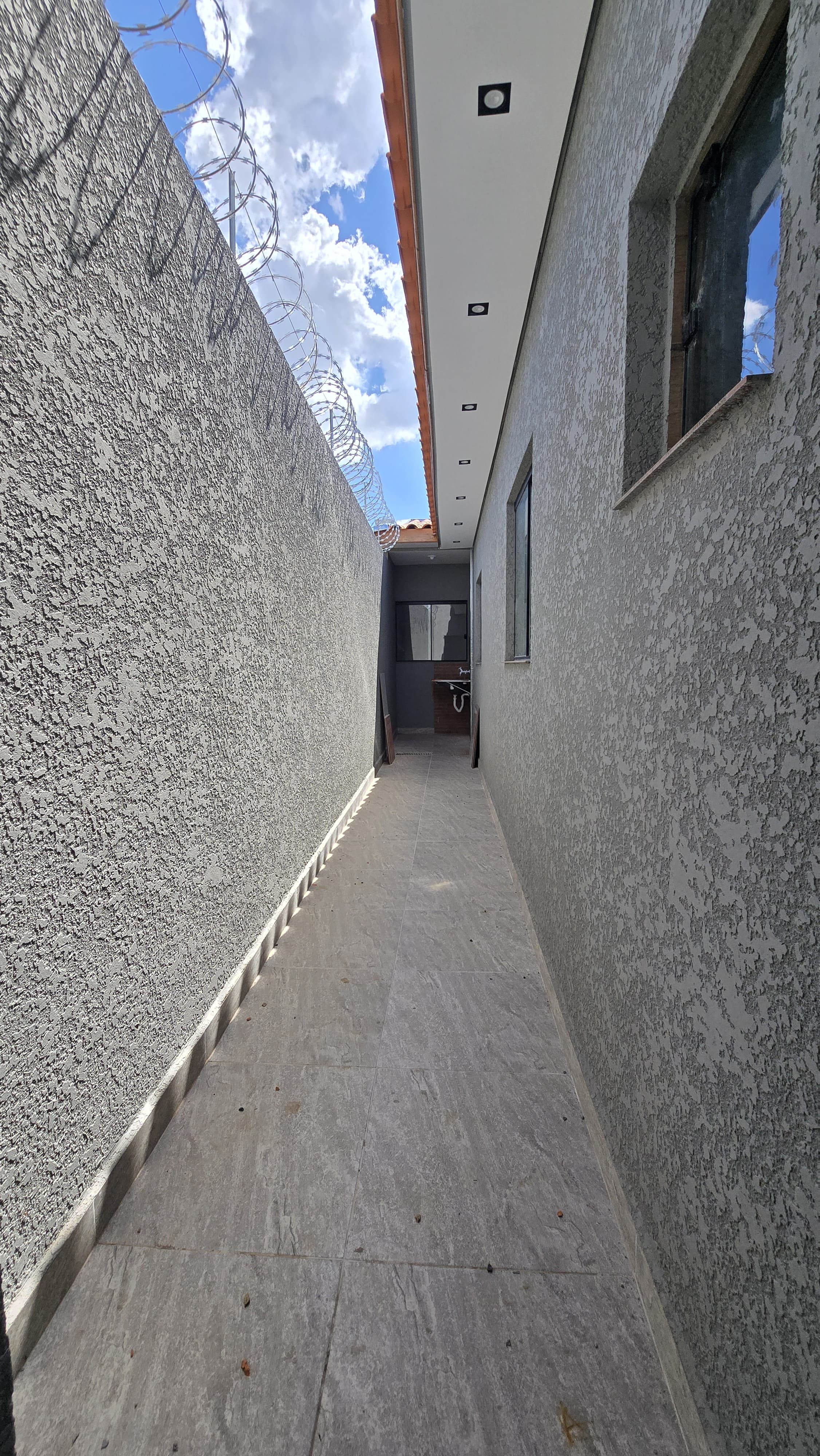 Casa, 3 quartos, 81 m² - Foto 2