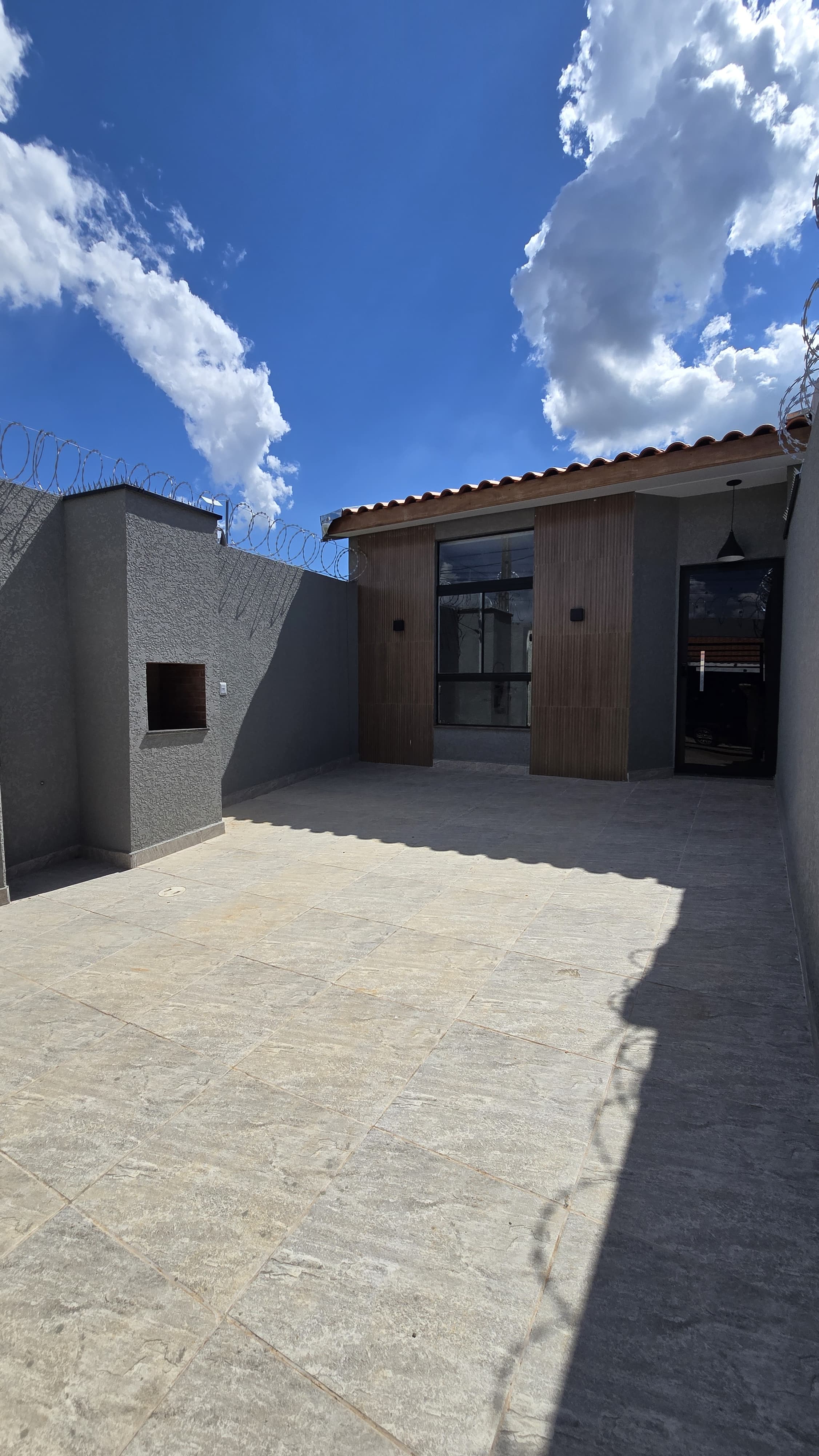 Casa, 3 quartos, 81 m² - Foto 1