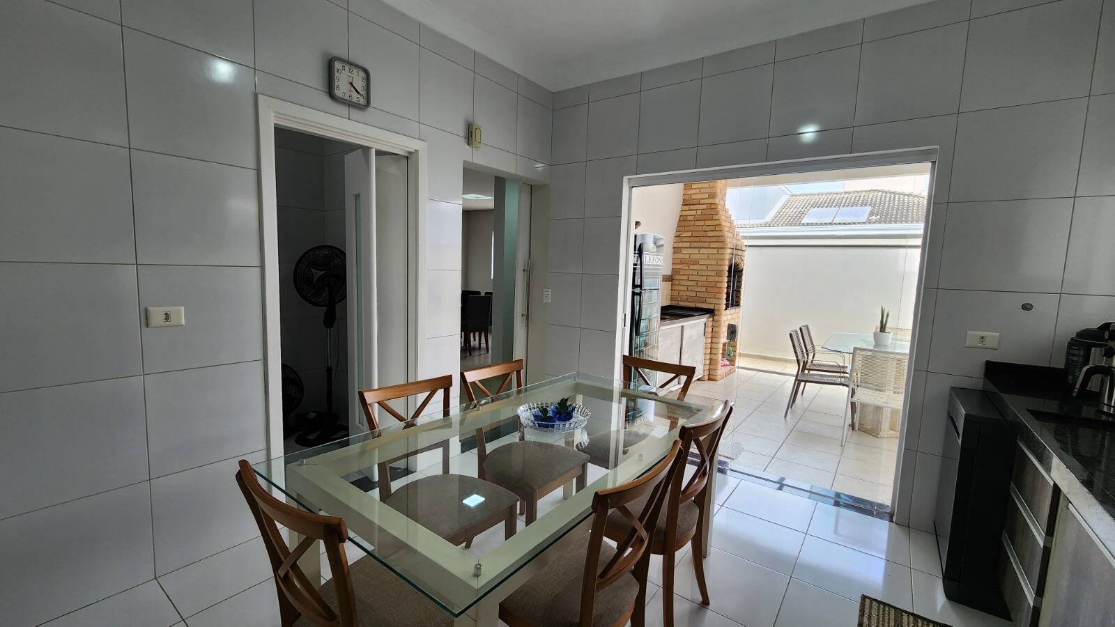 Casa, 4 quartos, 245 m² - Foto 22