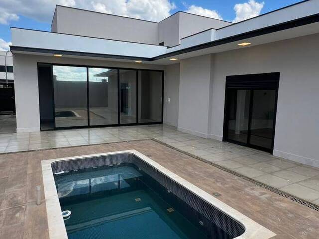 #56 - Casa em condomínio para Locação em Votorantim - SP